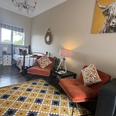 Accommodation Bristol Airport-2