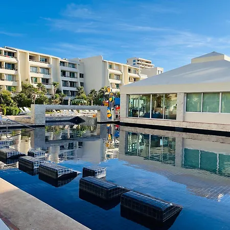 Solymar Beach Condos-3