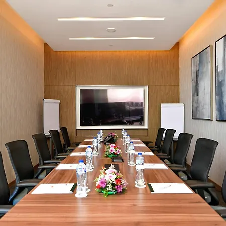 Clarion Hotel Jeddah Airport-2