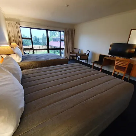 Mackenzie Country Hotel-2