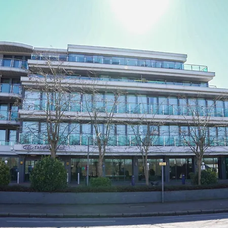 Crowne Plaza London - Kingston By Ihg-2