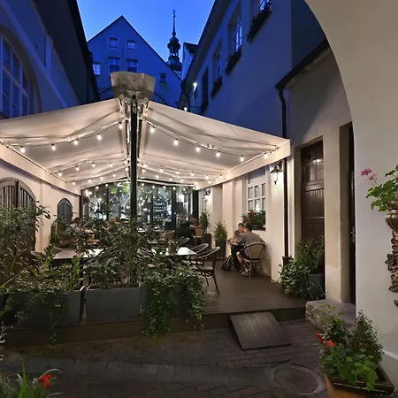 Little King Hotel U Malvaze-3