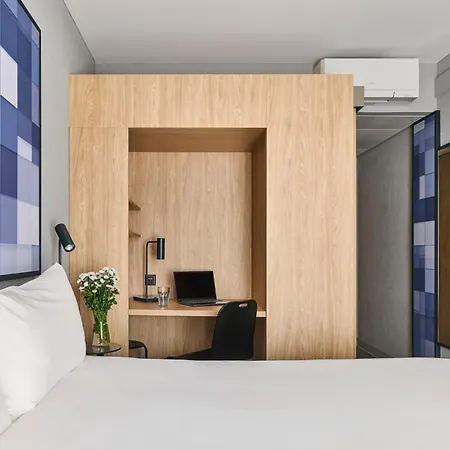 Ibis Chur-2