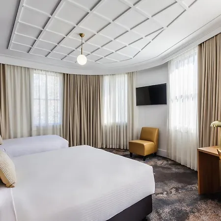 Royal Exhibition Hotel-2