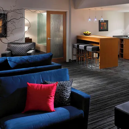Hyatt Regency Vancouver-2