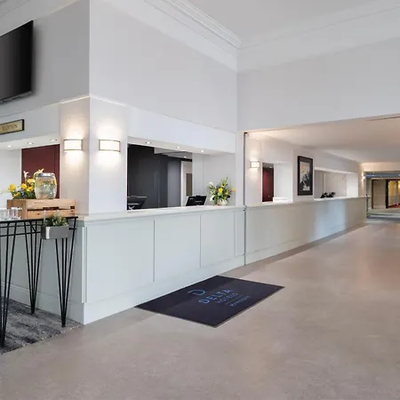 Delta Hotels By Marriott Heathrow Windsor-2