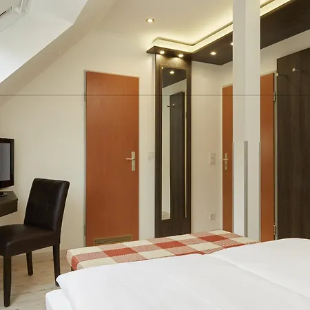 Sunday Hotel Nuernberg-2