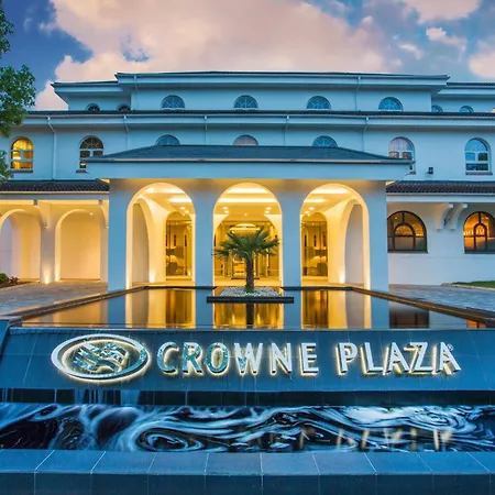 Crowne Plaza Gerrards Cross By Ihg-3
