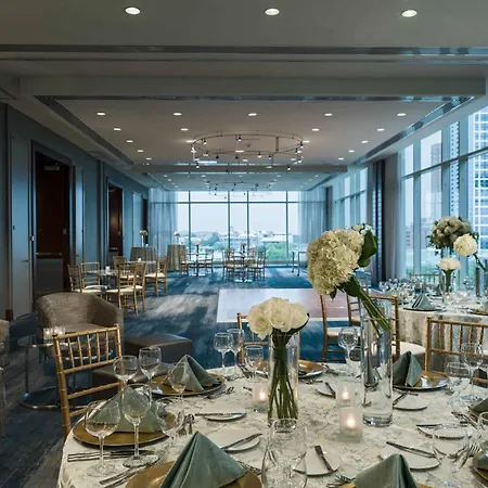 Renaissance Baltimore Harborplace Hotel-2