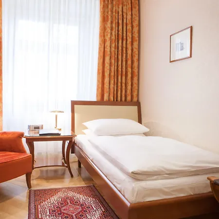 Hotel Kaiserin Elisabeth-3