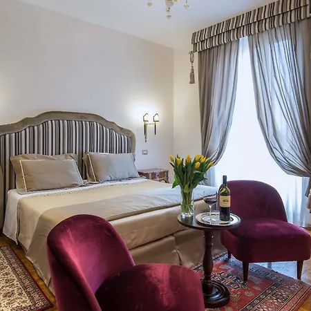 Hotel Forum-2