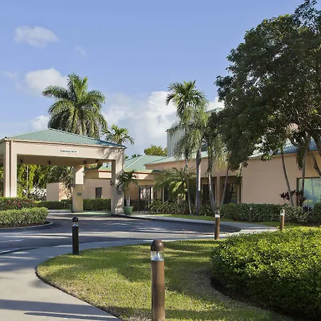 Courtyard Miami Airport West Doral-2
