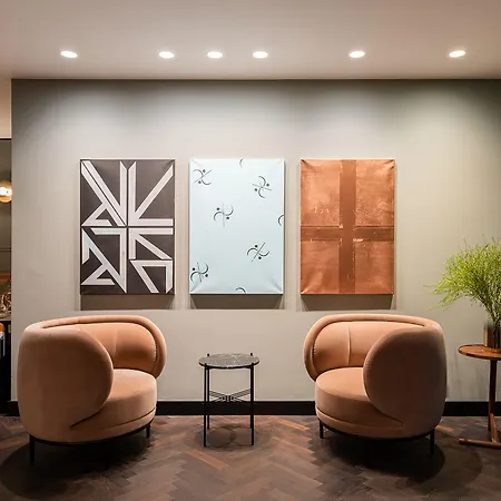 Maximilian Hotel-2