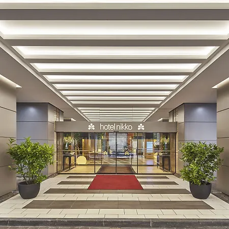 Clayton Hotel Duesseldorf City Centre-3