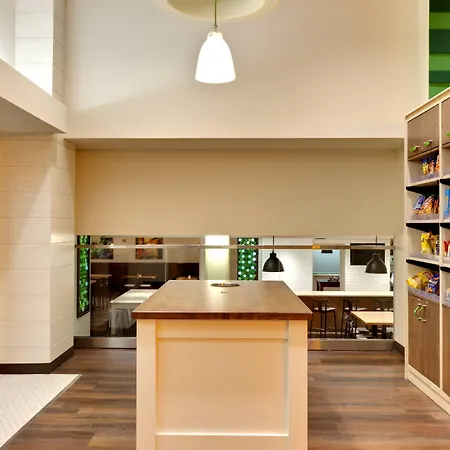 Holiday Inn & Suites Atlanta Airport North By Ihg-2