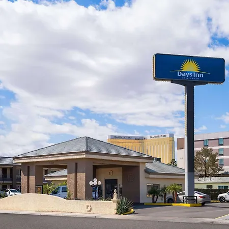 Days Inn By Wyndham Las Vegas Airport Near The Strip-3