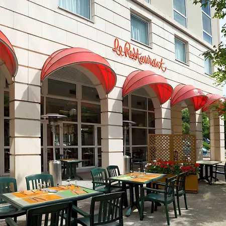 Ibis Vichy-2