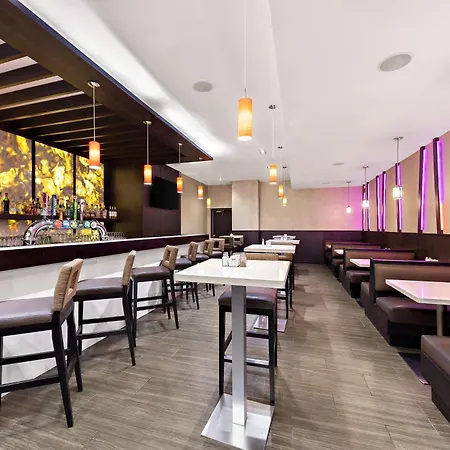 Best Western Plus Toronto North York Hotel & Suites-2