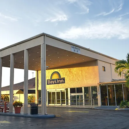 Envision Hotel Miami International Airport-2