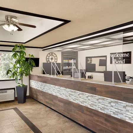 Days Inn By Wyndham Bend-2