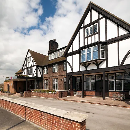 Mercure Leeds Parkway Hotel-3
