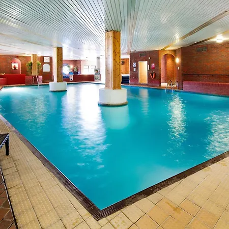 Mercure Maidstone Great Danes Hotel-2