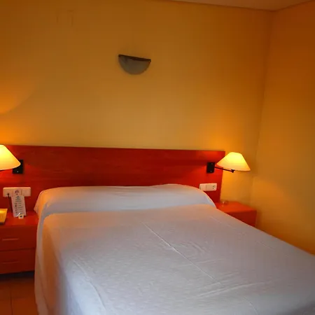 Aparthotel Bertrán-2
