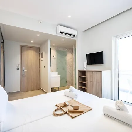 Sonia Hotel & Suites - Adults Only-3
