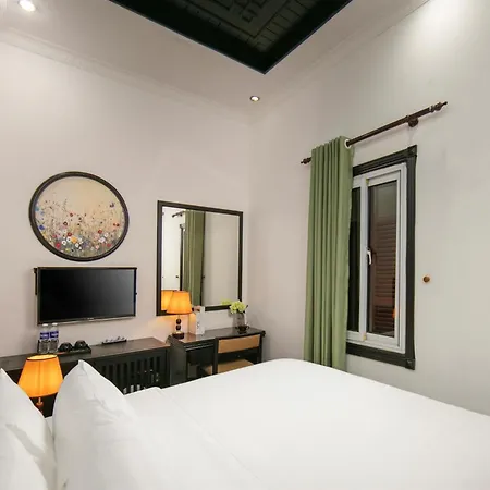 Old Quarter Charm Hotel-2