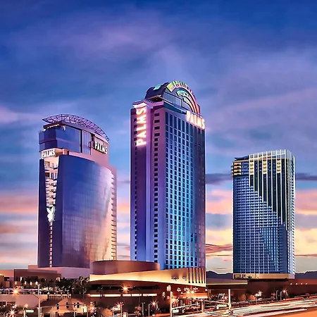 Luxury Suites At Palms Place-2