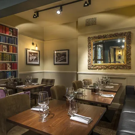 The Royal Oak Hotel, Welshpool - The Coaching Inn Group-3