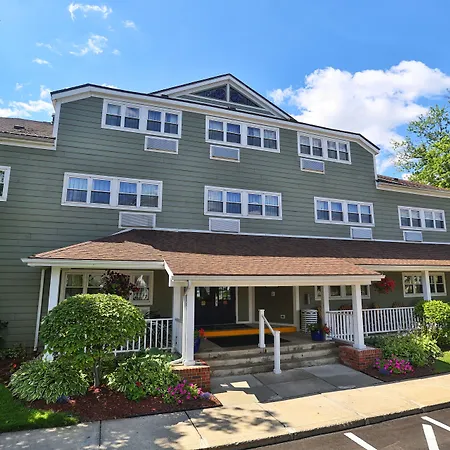 Ivy Court Inn And Suites-2