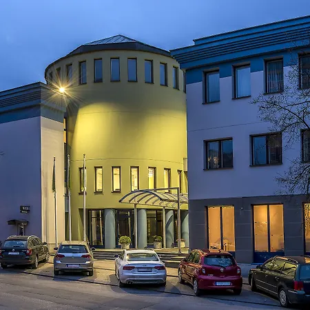 Epiq Campus-3