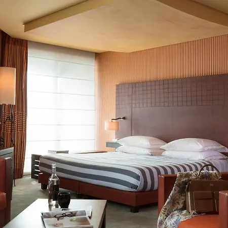 Hotel Square-2