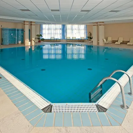 Rubin Wellness & Conference Hotel-2