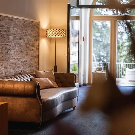 Waldhotel Arosa-3