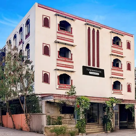 Townhouse Chandpole Metro Station Formerly Hotel Raghuraj Palace-3