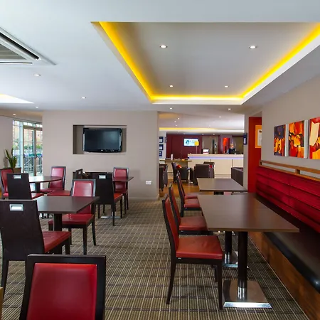 Holiday Inn Express Manchester - Salford Quays By Ihg-2