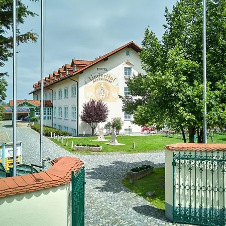 Hotel Linderhof-3