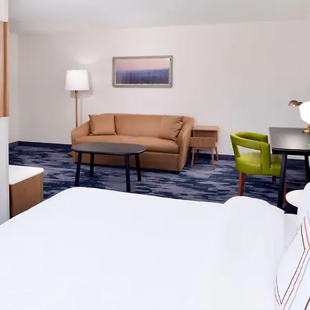 Fairfield Inn And Suites By Marriott Bakersfield Central-2
