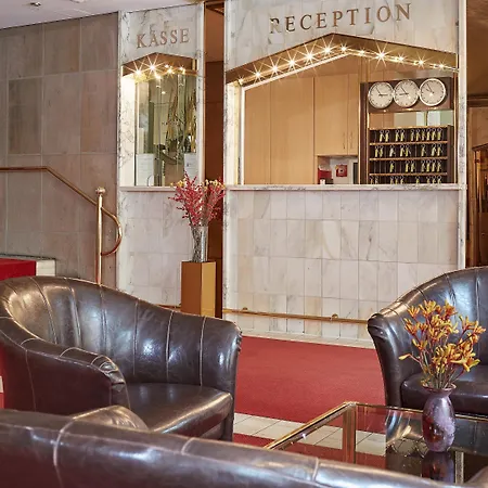 Living Hotel Nuernberg-2