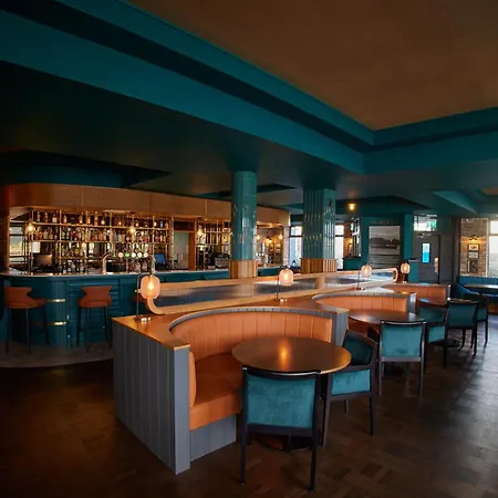 Waterford Marina Hotel-2
