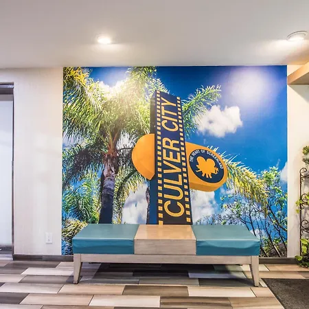 Travelodge By Wyndham Culver City-3