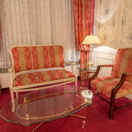 Fantasyland Hotel-3