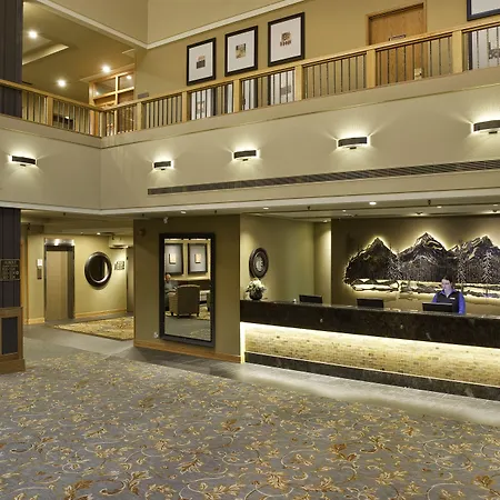Banff Park Lodge-3