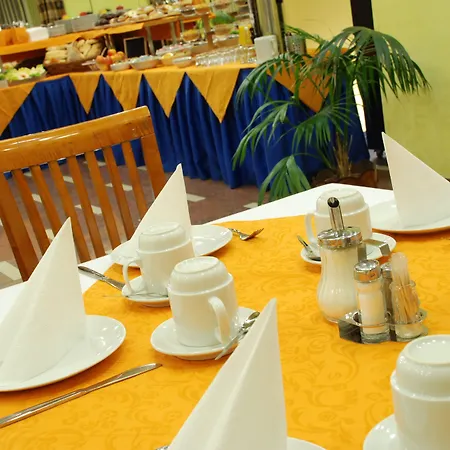 Hotel Henrietta-3