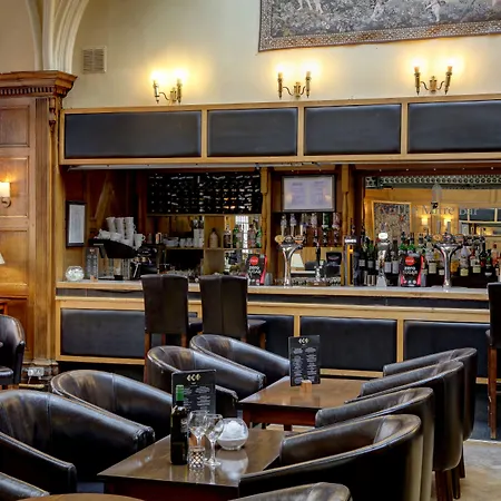 Crown & Mitre Hotel-2