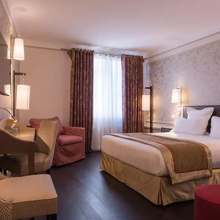 Crystal Hotel-3