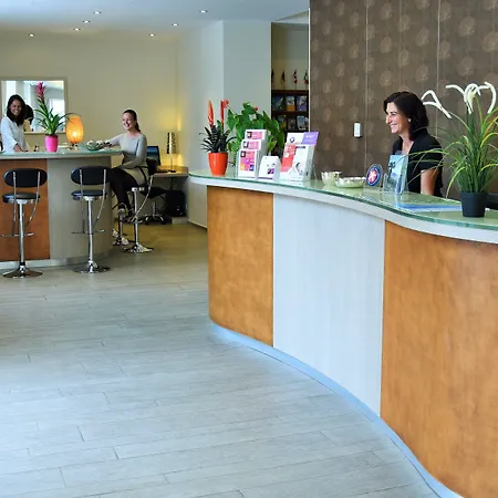The Originals City, Hotel Frisia, Beaulieu-Sur-Mer-2
