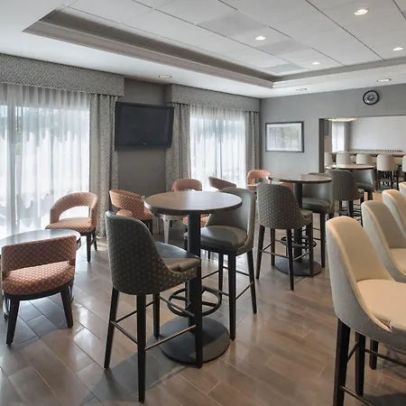 Hampton Inn Boston Logan Airport-2